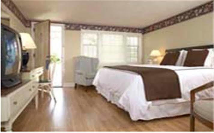 Seafarer Hotel Chatham