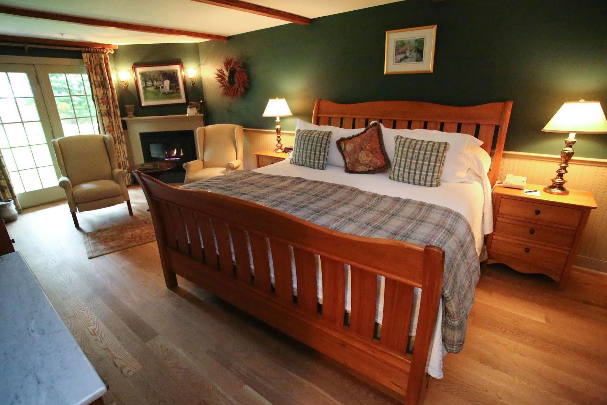 Inn Captain's House 4*