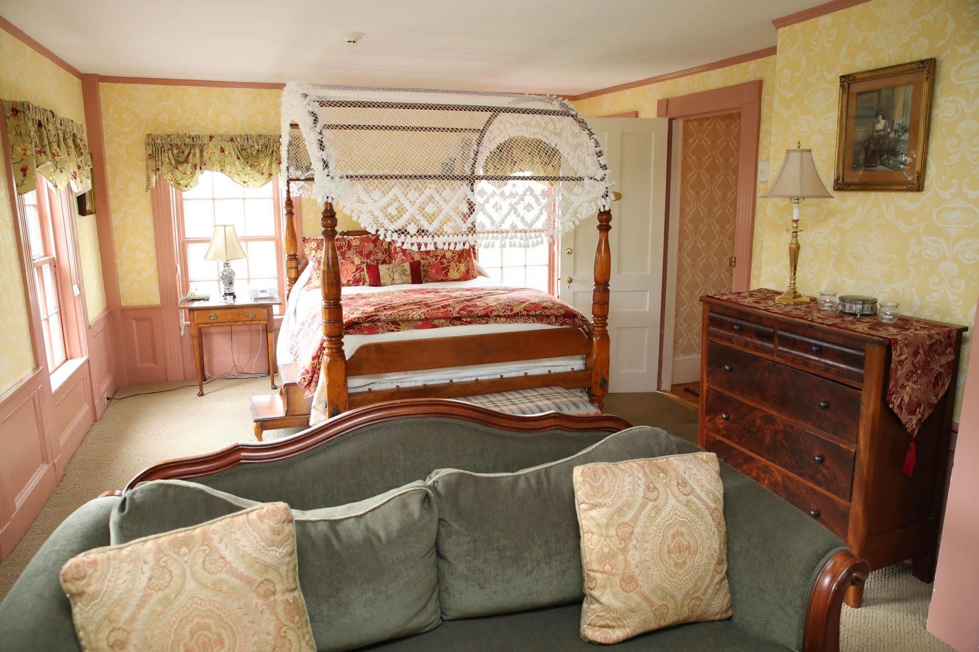 Captain's House 4* Chatham