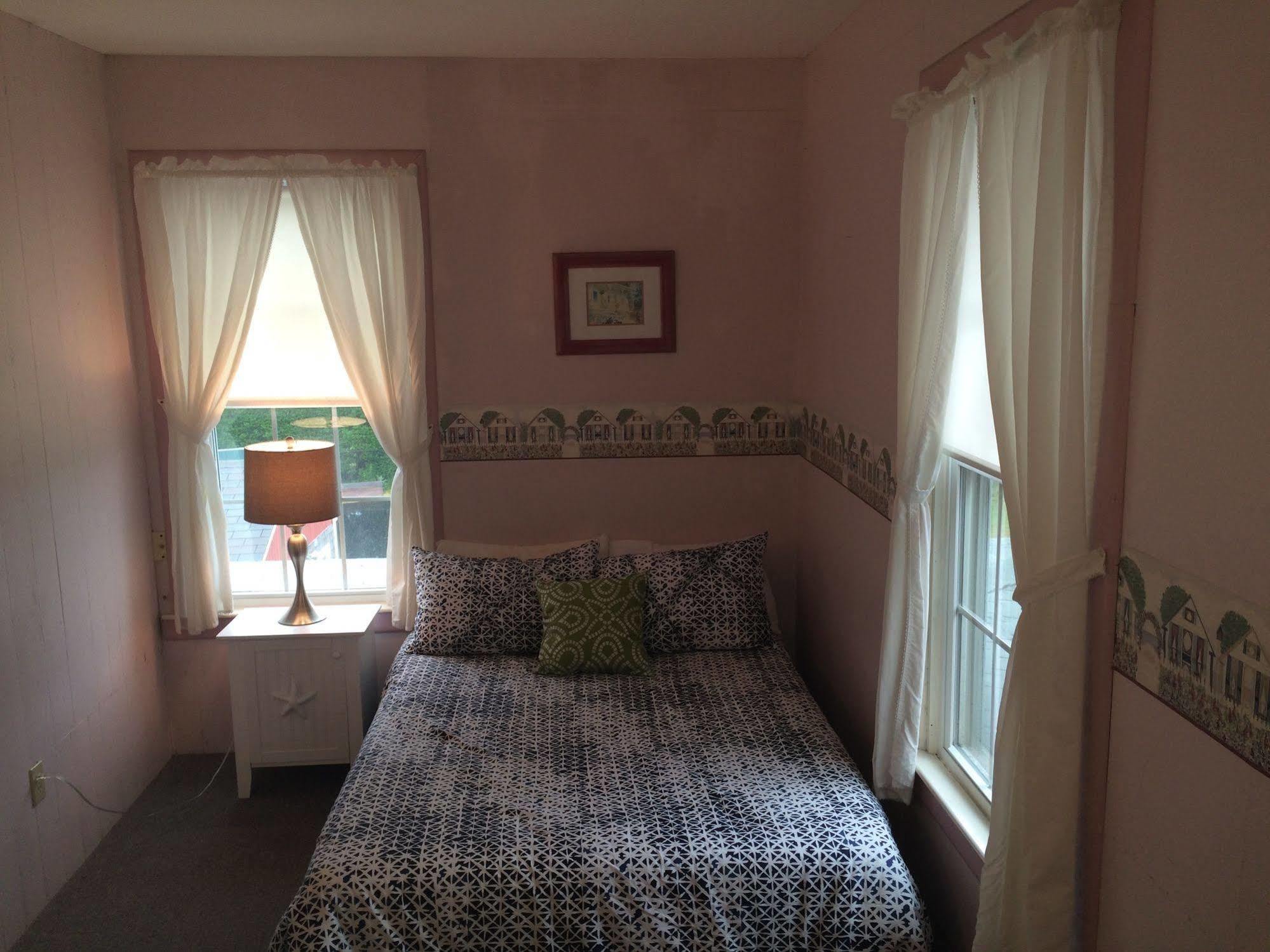 Surfside 2* Chatham