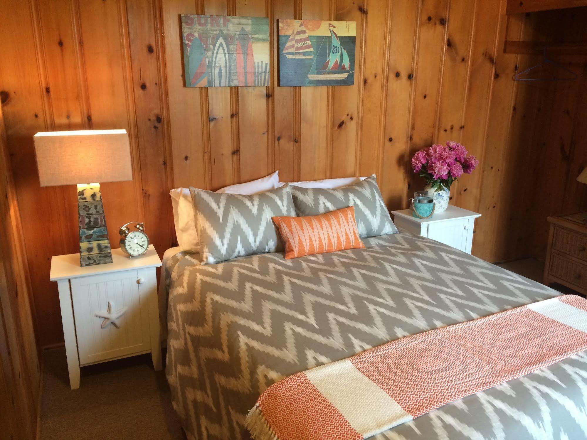 Inn Surfside 2*