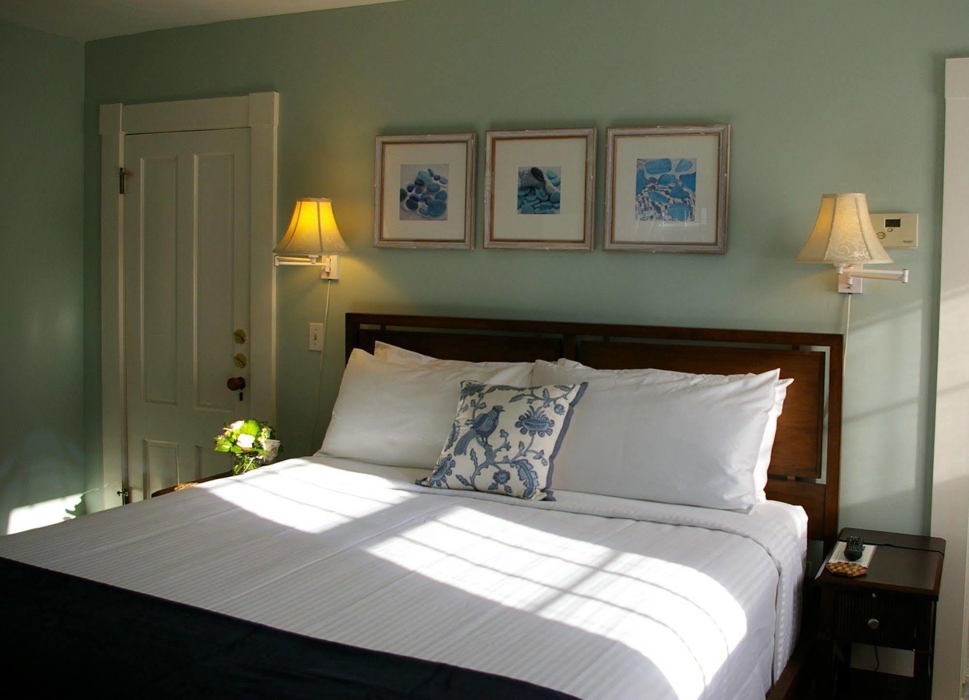 The Carriage House 4*