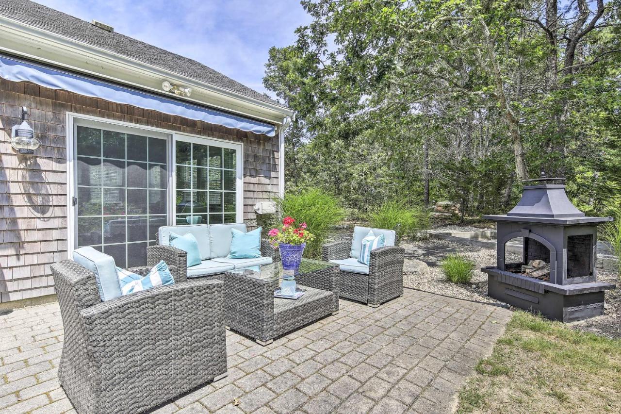 Cape Cod House With Deck And Grill 2 Mi To Beach! *