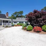 Beautifully Renovated W Access To Beach