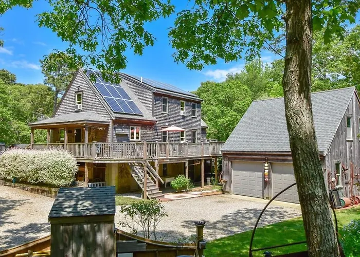 Beautiful Home W Artistic Flair