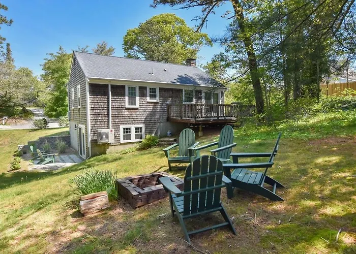 Fully Updated Home W Great Outdoor Space