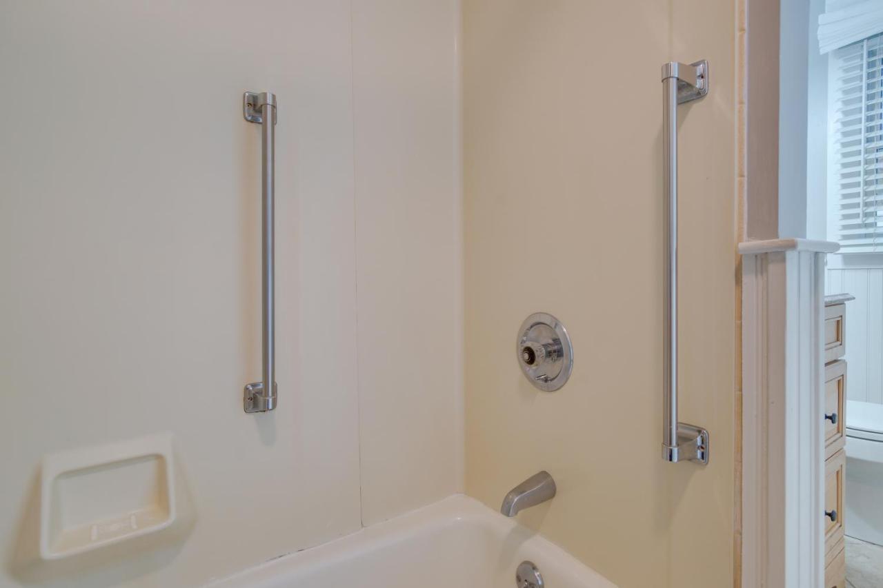 Getaway With Trail Access, 2 Mi To Beaches! *