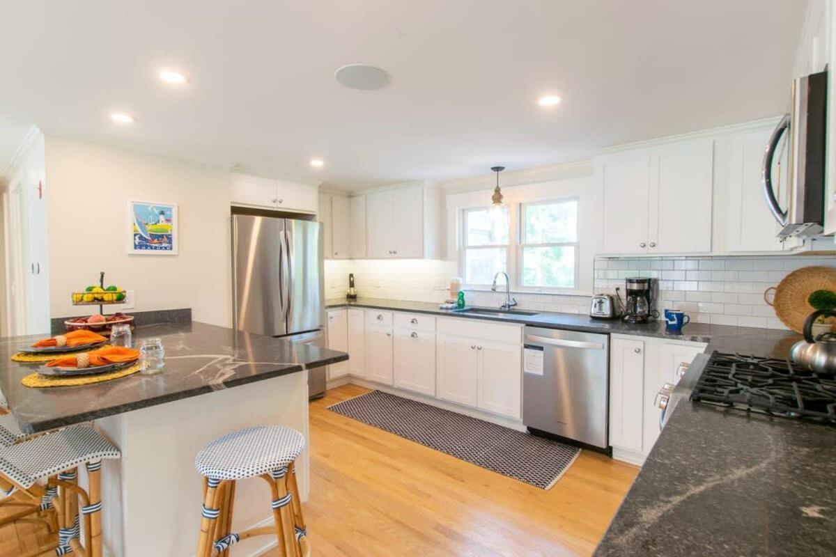 Great Location Near Chatham