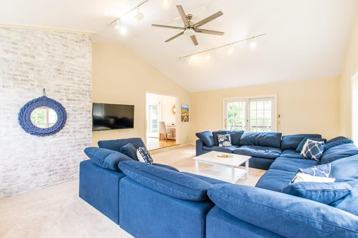 Exclusive Neighborhood 1 2 Mi From Jackknife Beach Holiday home