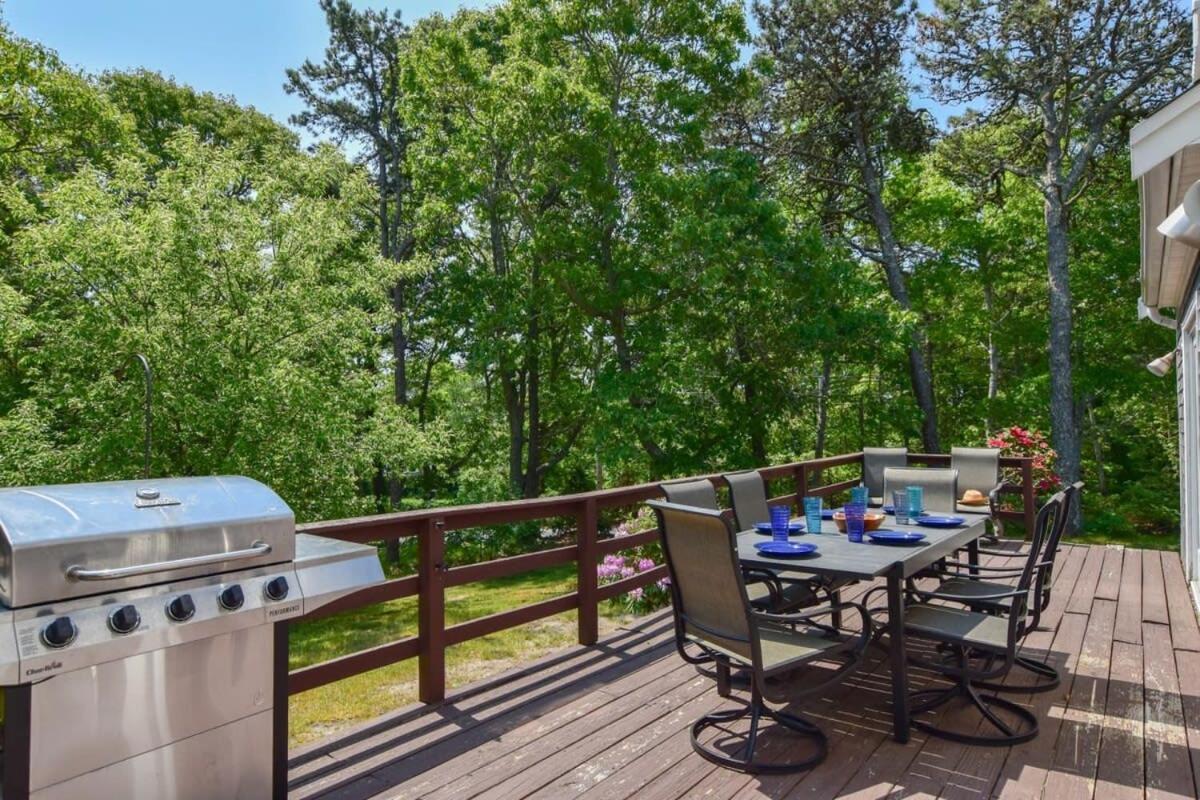 Exclusive Neighborhood 1 2 Mi From Jackknife Beach