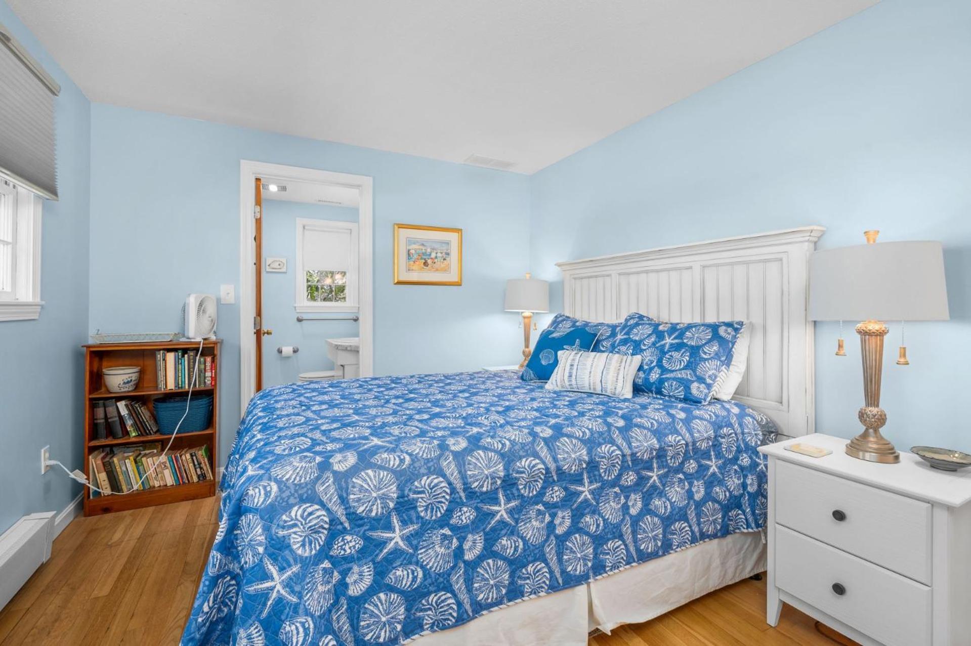 Holiday home 84 Cranberry Lane Cape Cod ~ Ridgevale Retreat