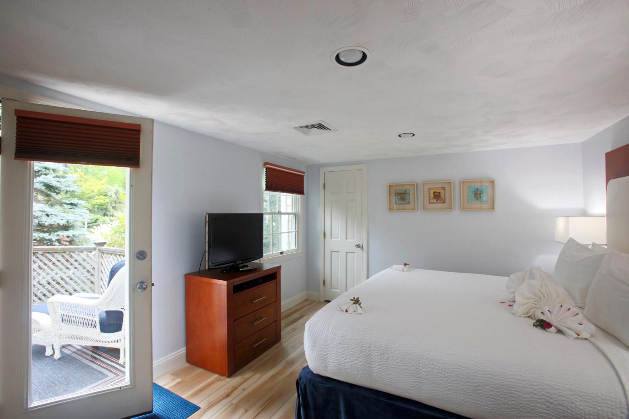 Pleasant Bay Village Hotel