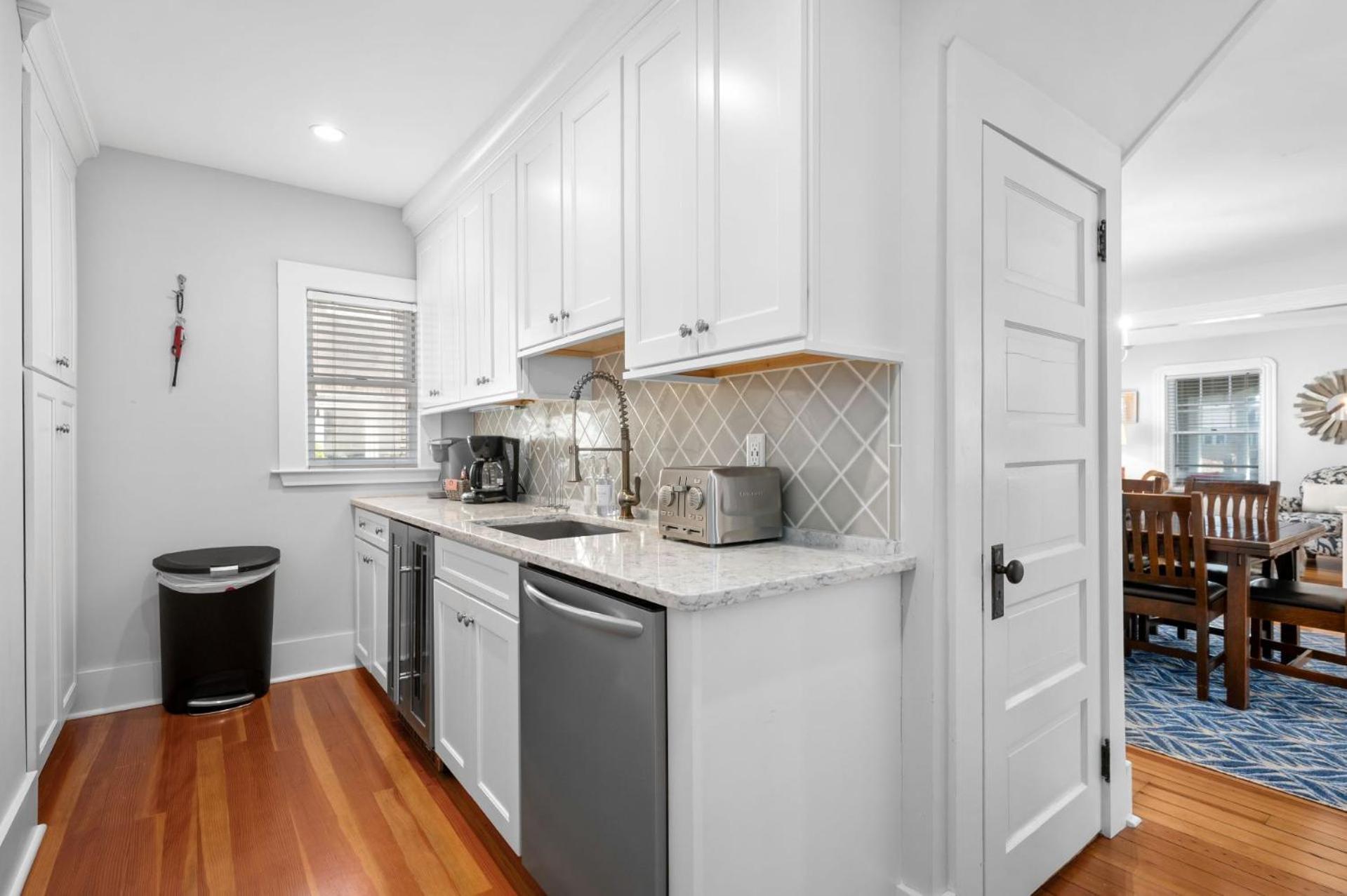 388 Main Street Cape Cod - - The Priscilla House Holiday home Chatham