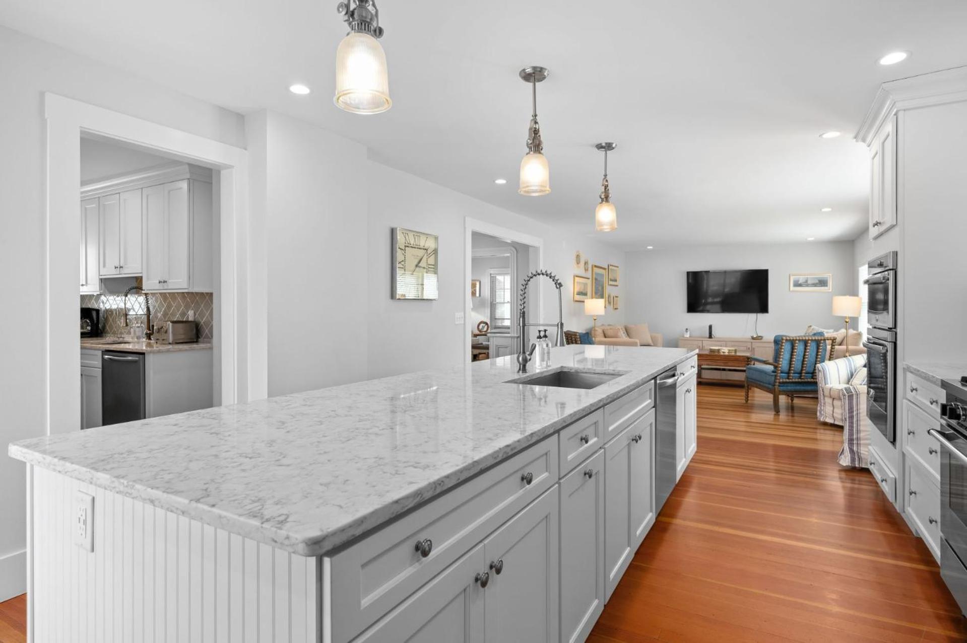 388 Main Street Cape Cod - - The Priscilla House Holiday home Chatham