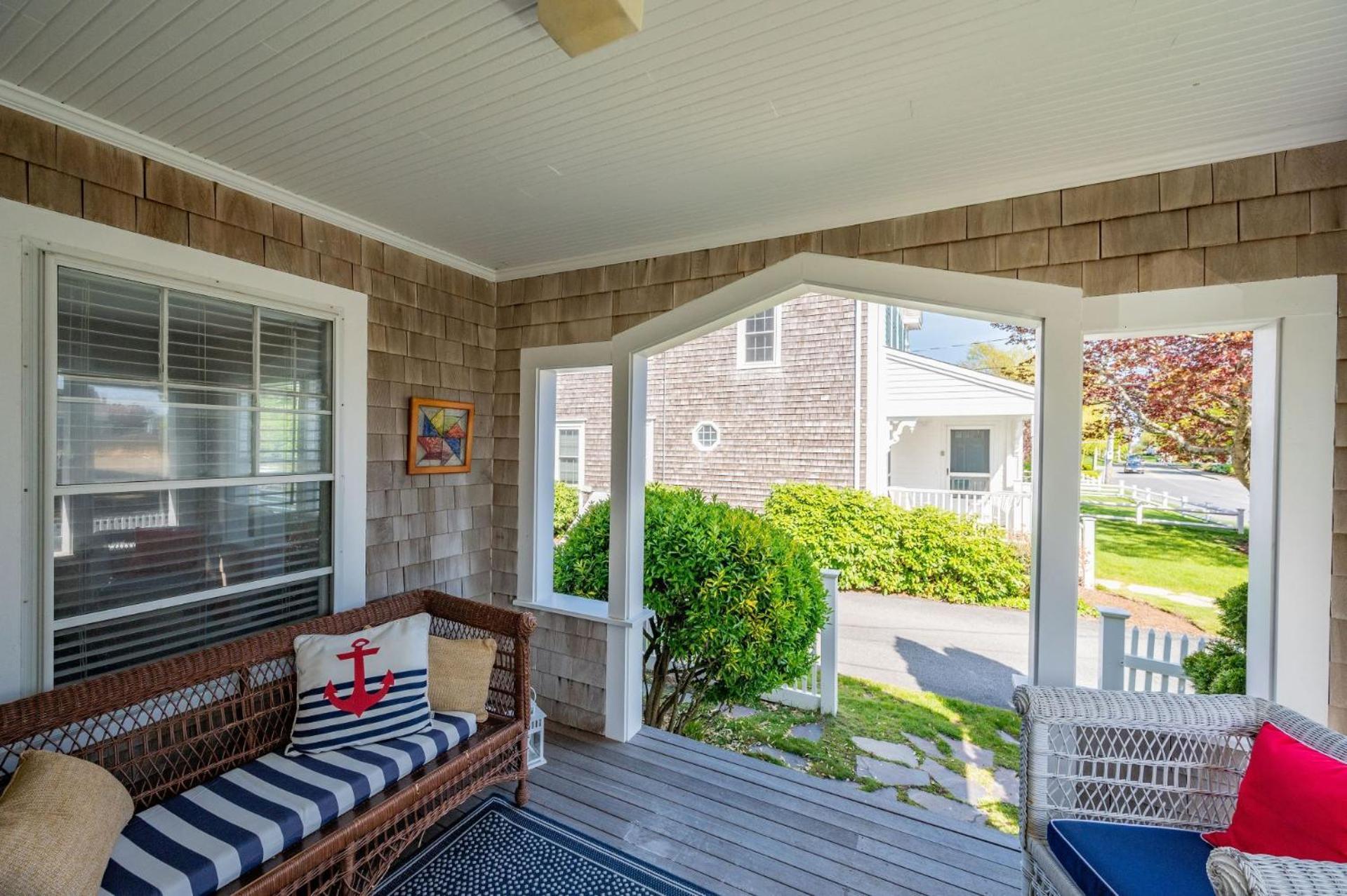 388 Main Street Cape Cod - - The Priscilla House Holiday home