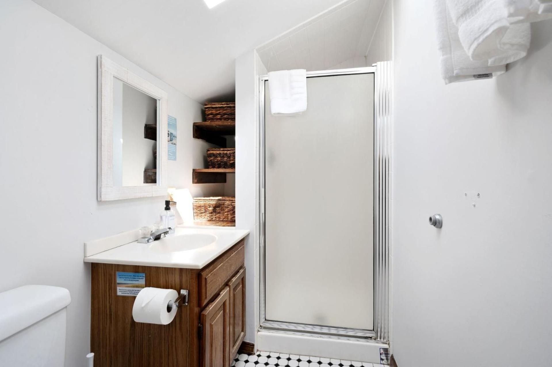 388 Main Street Cape Cod - - The Priscilla House Holiday home Chatham