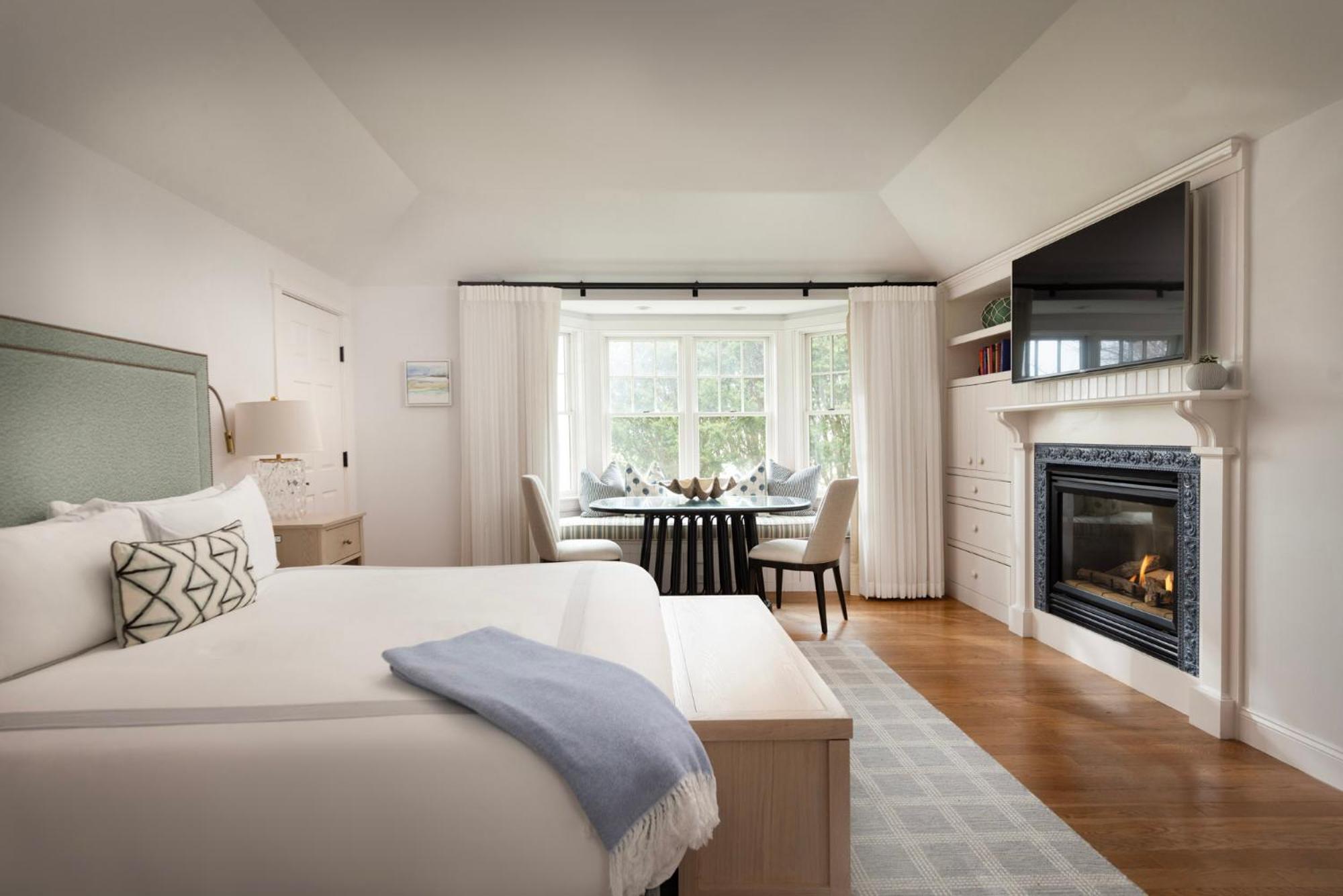Bars Resort Chatham