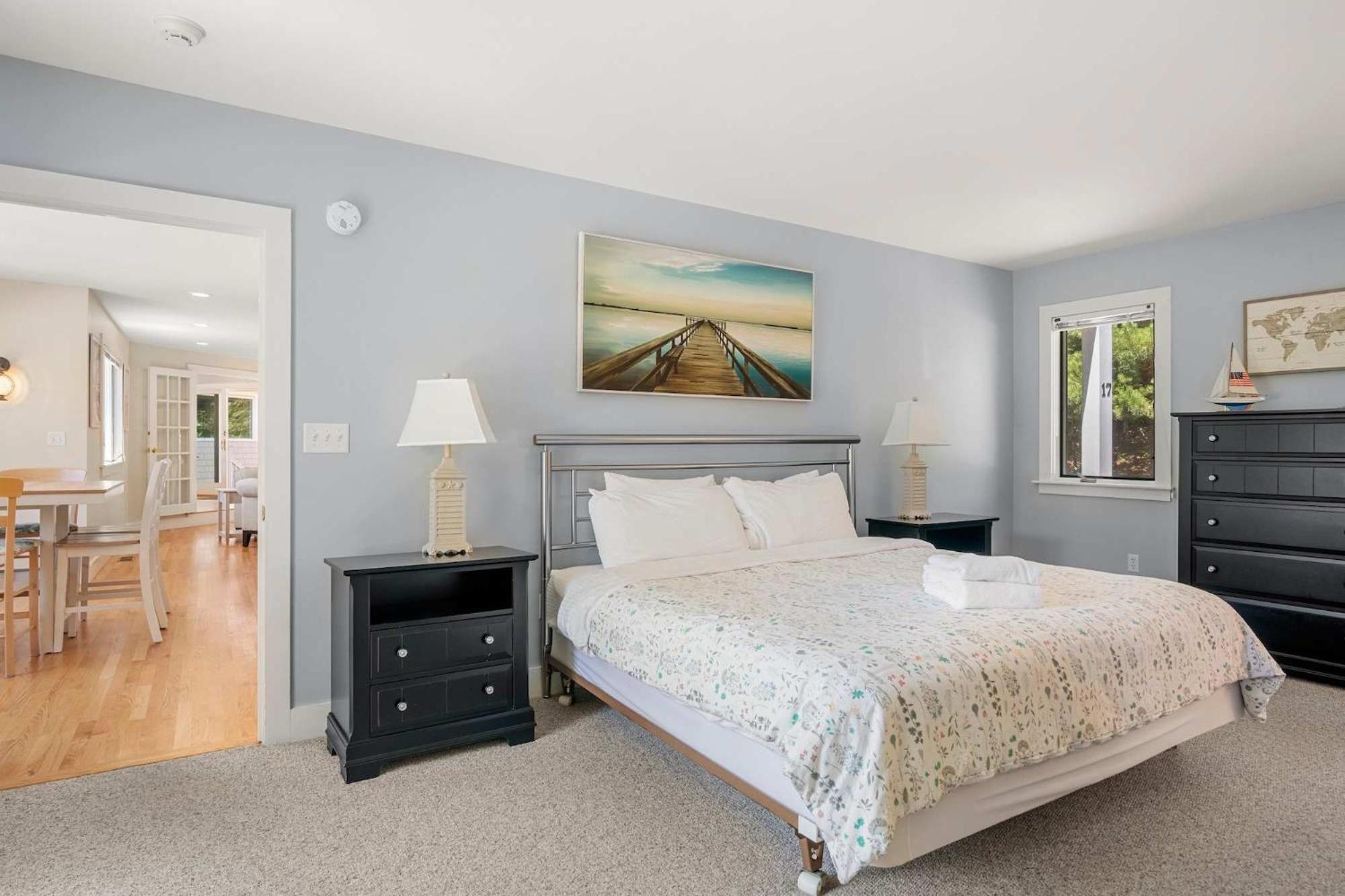 Beautifully Renovated W Access To *