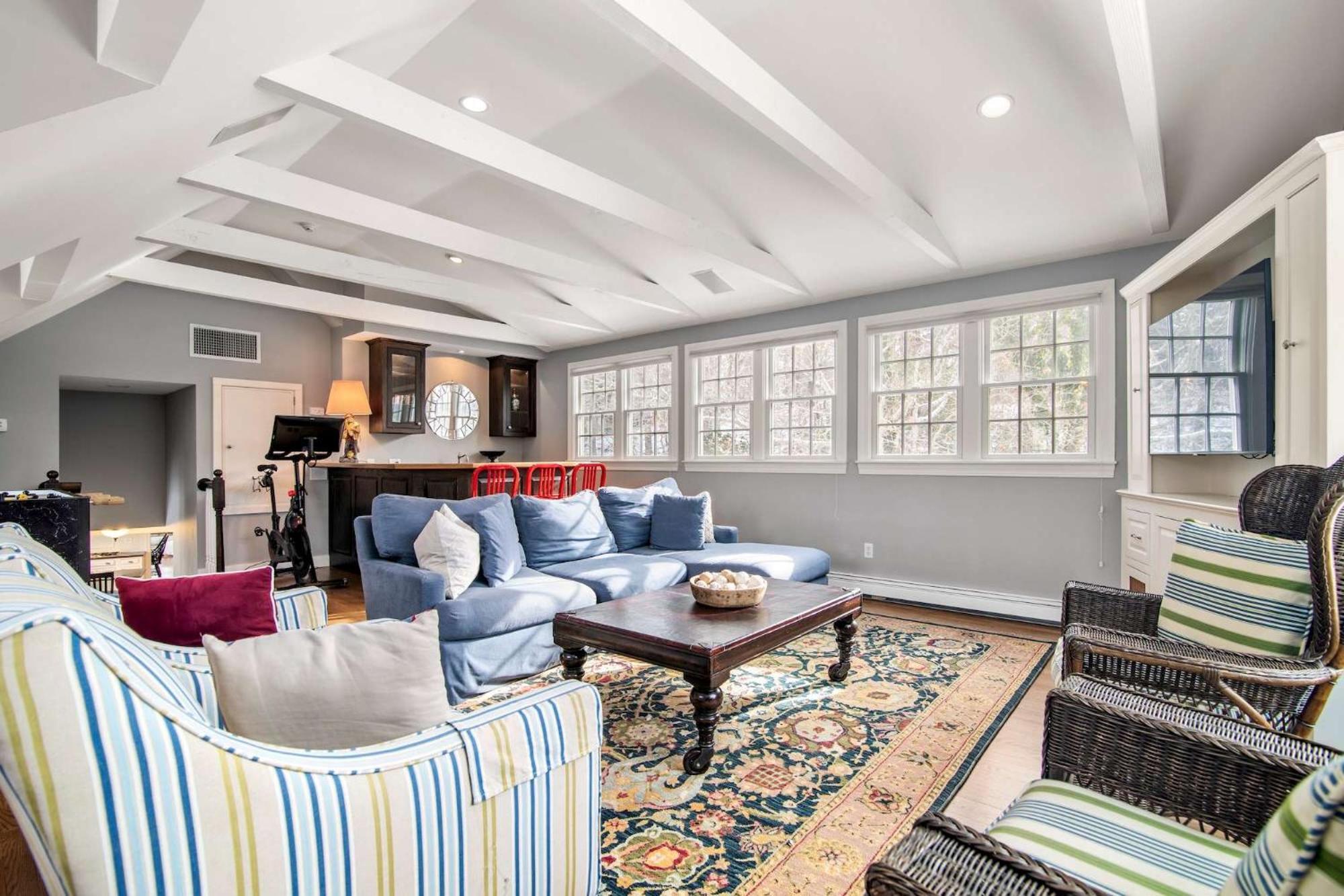 Holiday home Luxury Waterfront With Game Chatham