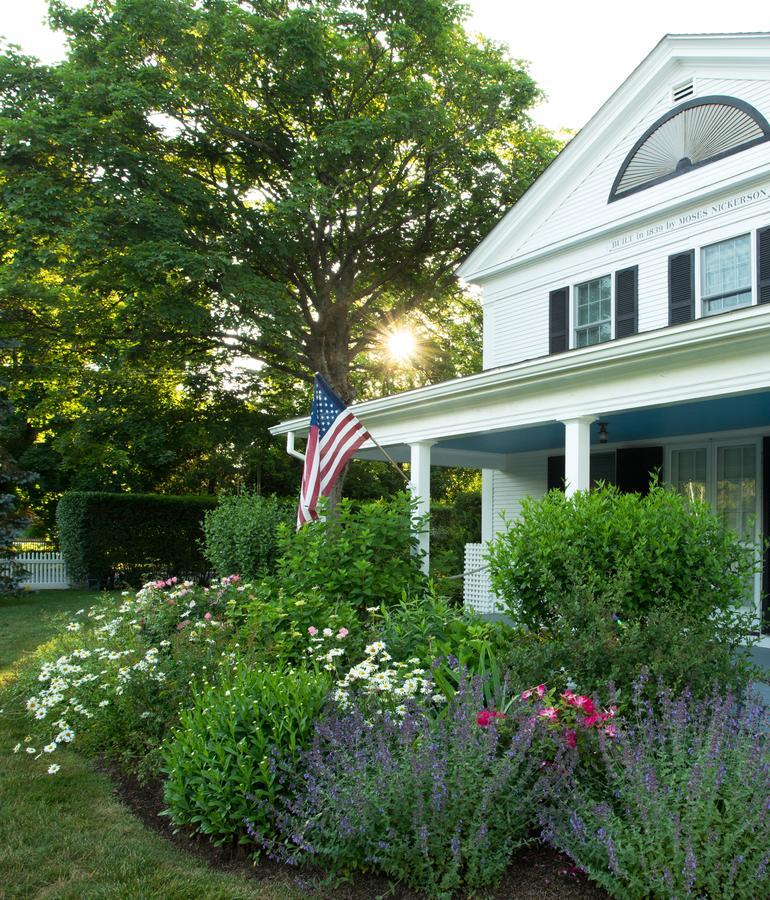 Bed & Breakfast Gables 4*