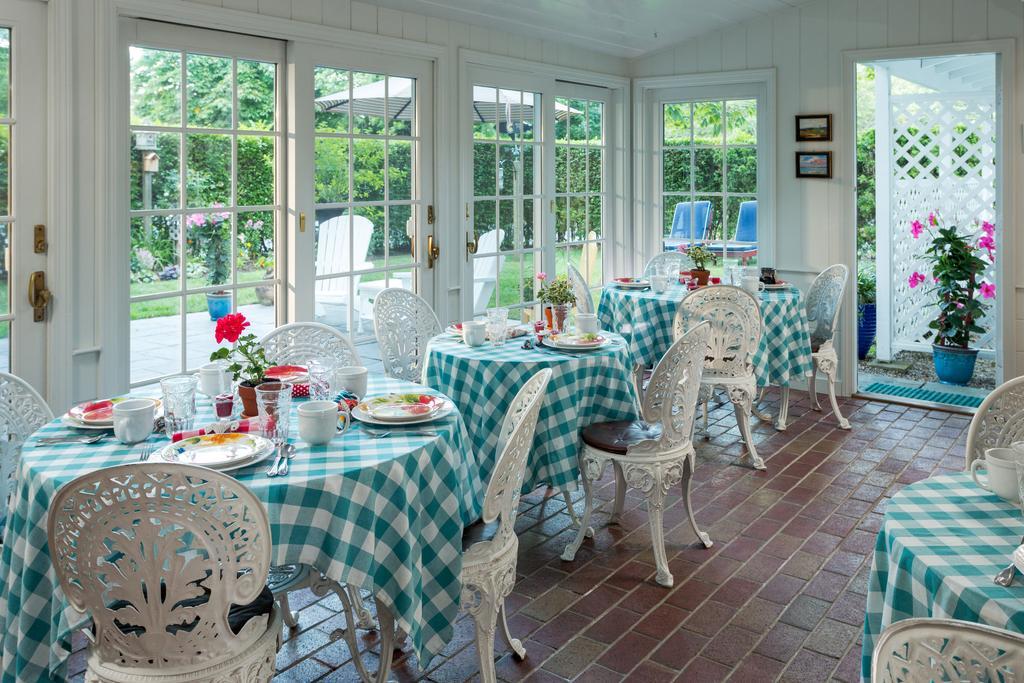 Bed & Breakfast Gables 4*