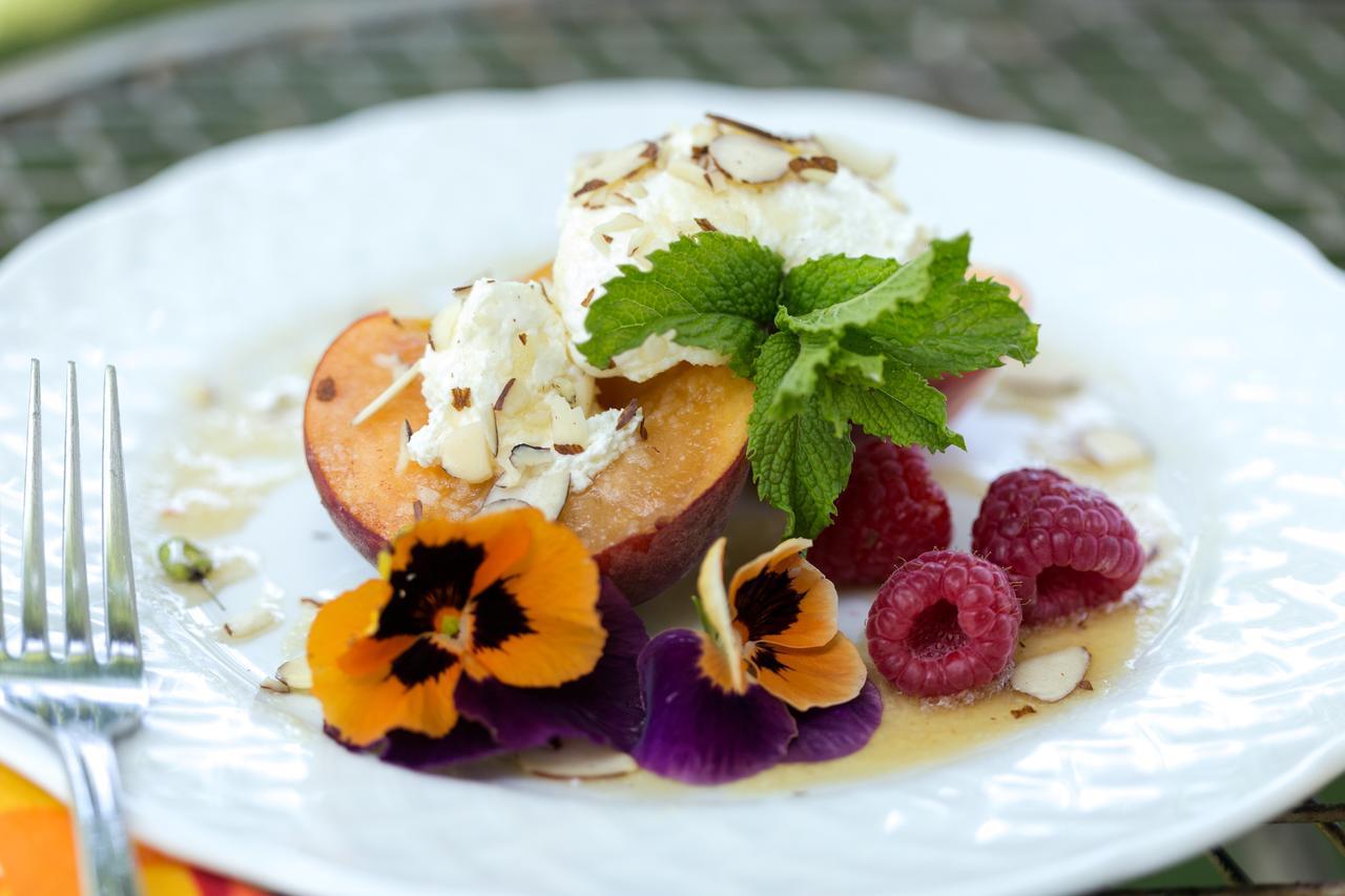 Gables Bed & Breakfast 4*