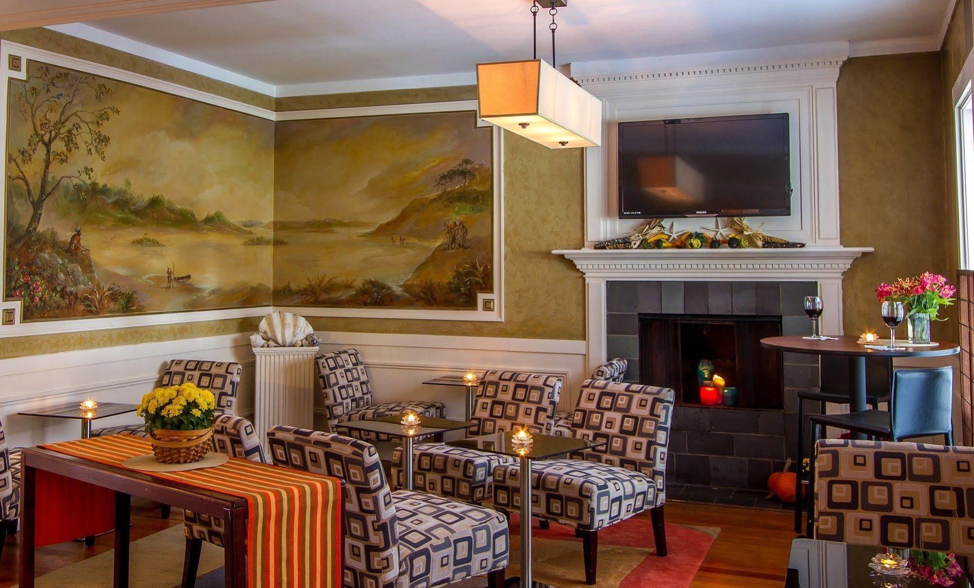 Queen Anne 4* Chatham