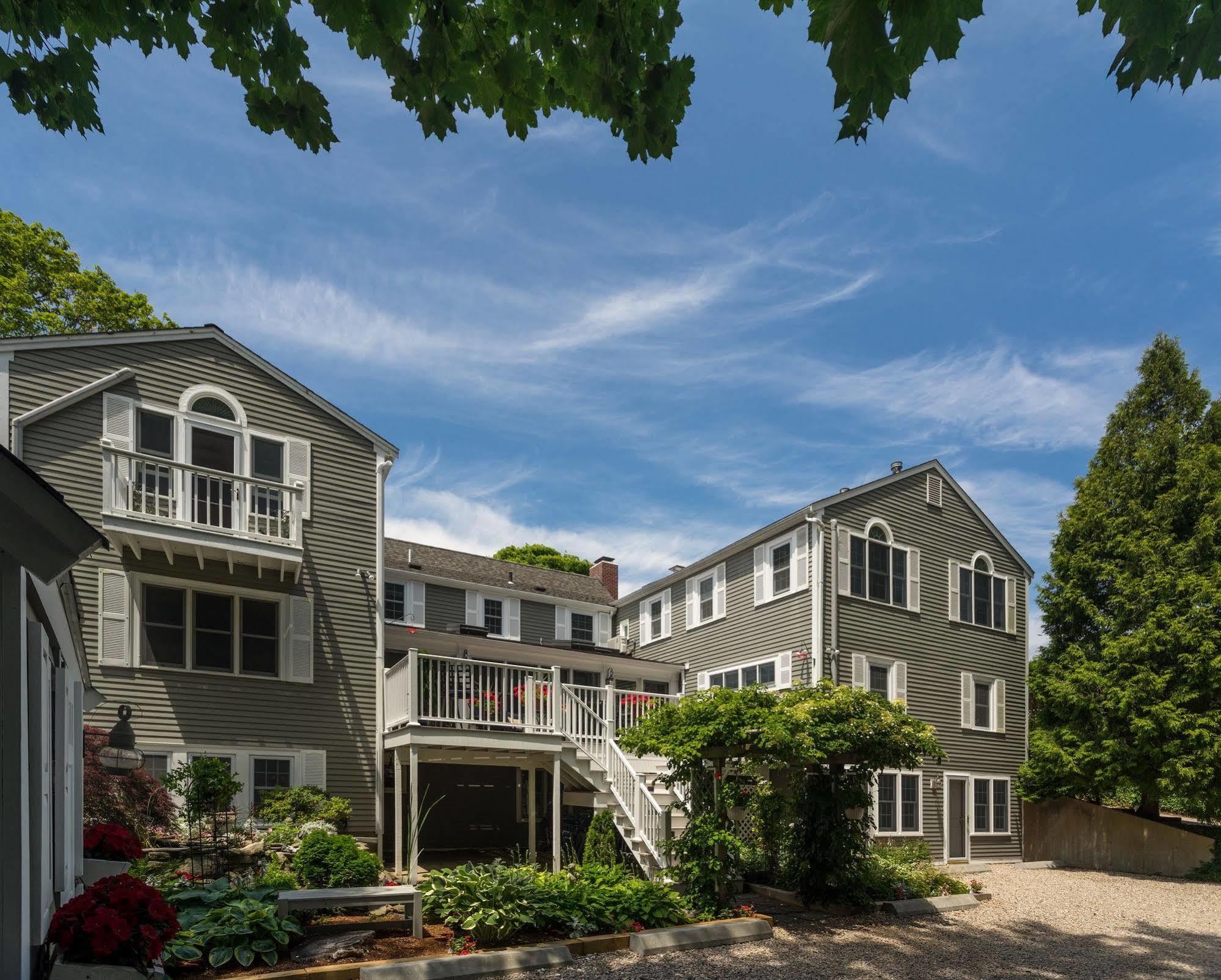Bed & Breakfast Old Harbor