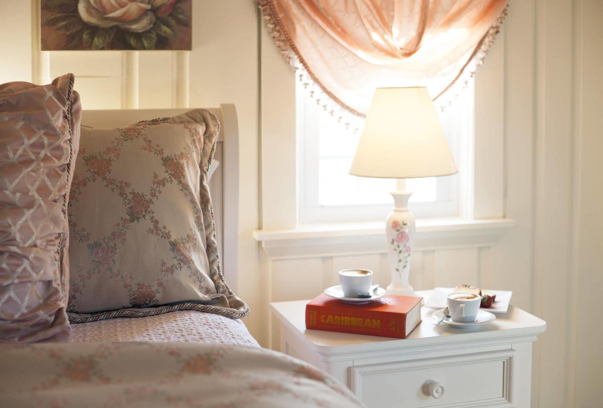 Bed & Breakfast Old Harbor