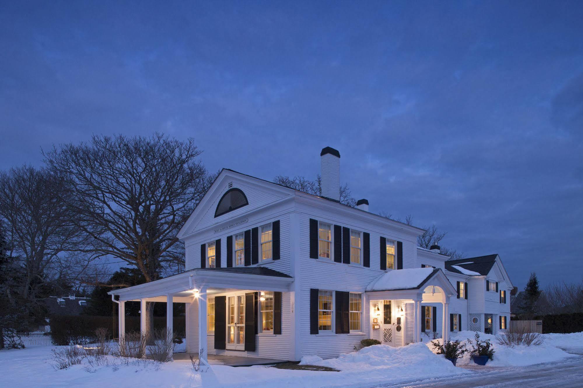 Gables Bed & Breakfast 4*