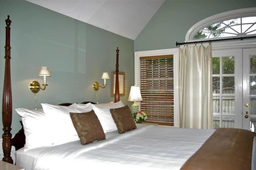 The Carriage House