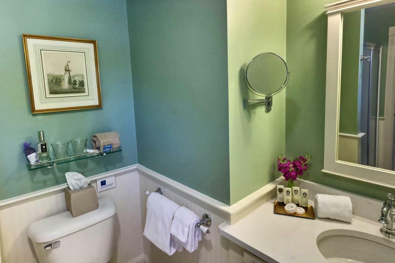 The Carriage House 4* Chatham